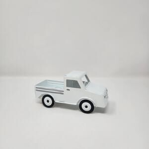 Mini White Metal Truck Decor